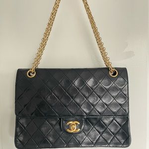 Vintage Chanel Quilted Medium Double Flap Bag Black w/ Bijoux Gold Chain